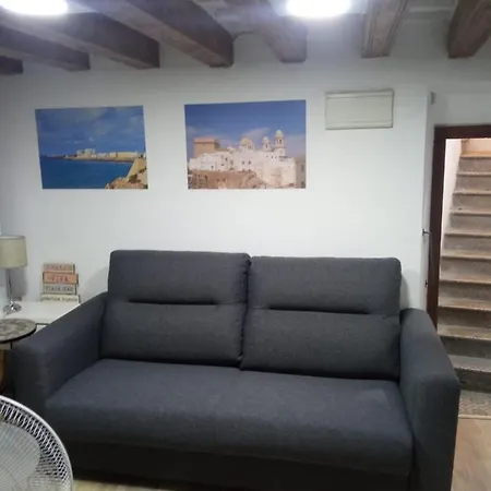 Cathedral Two Bedroom Unit & Two Balconies * كاديز