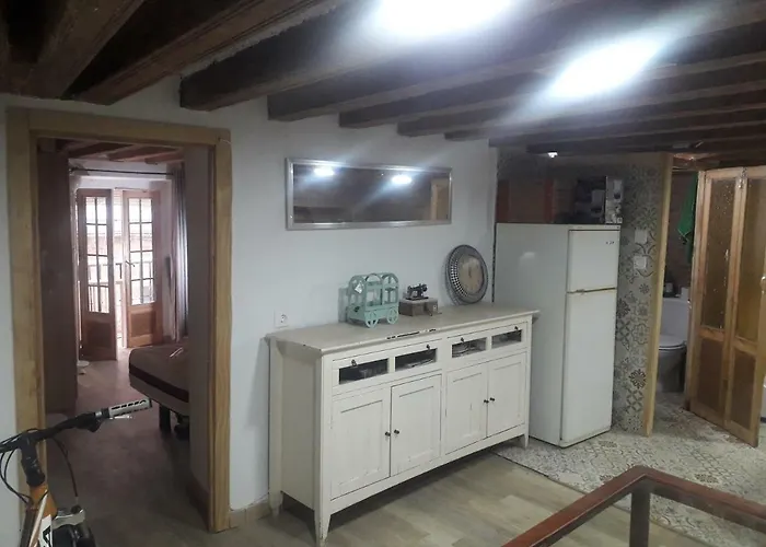 Cathedral Two Bedroom Unit & Two Balconies Apartment