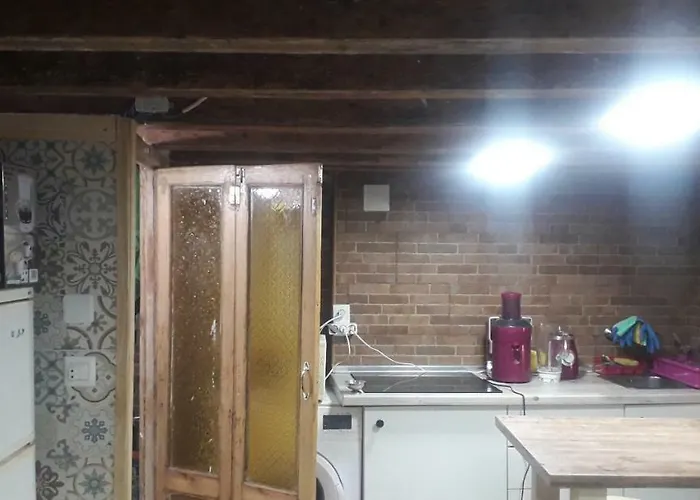 Cathedral Two Bedroom Unit & Two Balconies